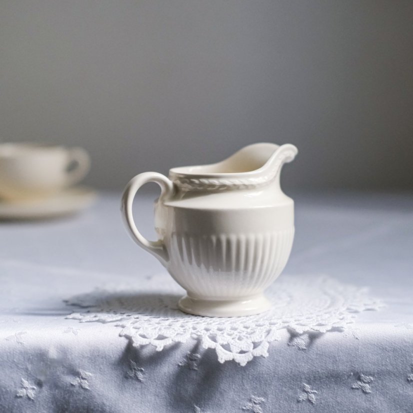 Mlékovka Wedgwood Edme 200ml