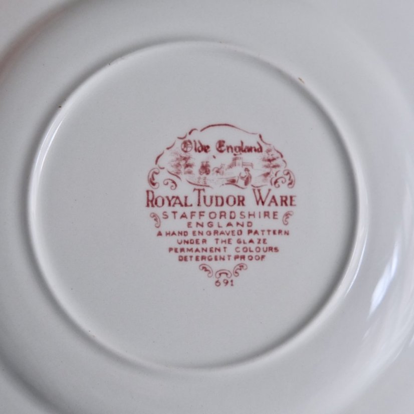 Tálíř 20 cm Royal Tudor Ware Staffordshire England