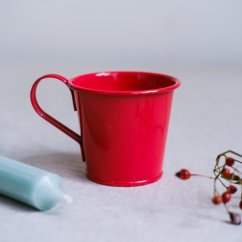 Plechový svícen ve tvaru hrnku 6x7 cm