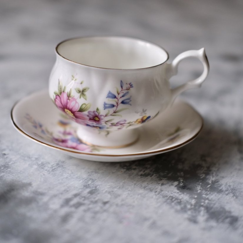 Šálek s podšálkem kostní porcelán 150 ml  England