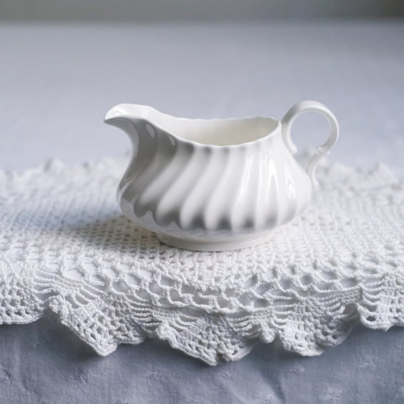 Porcelánový omáčník Royal Doulton - Cascade