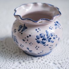 Keramická ručně malovaná váza 11 cm