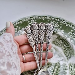 Sada postříbřených lžiček 4ks