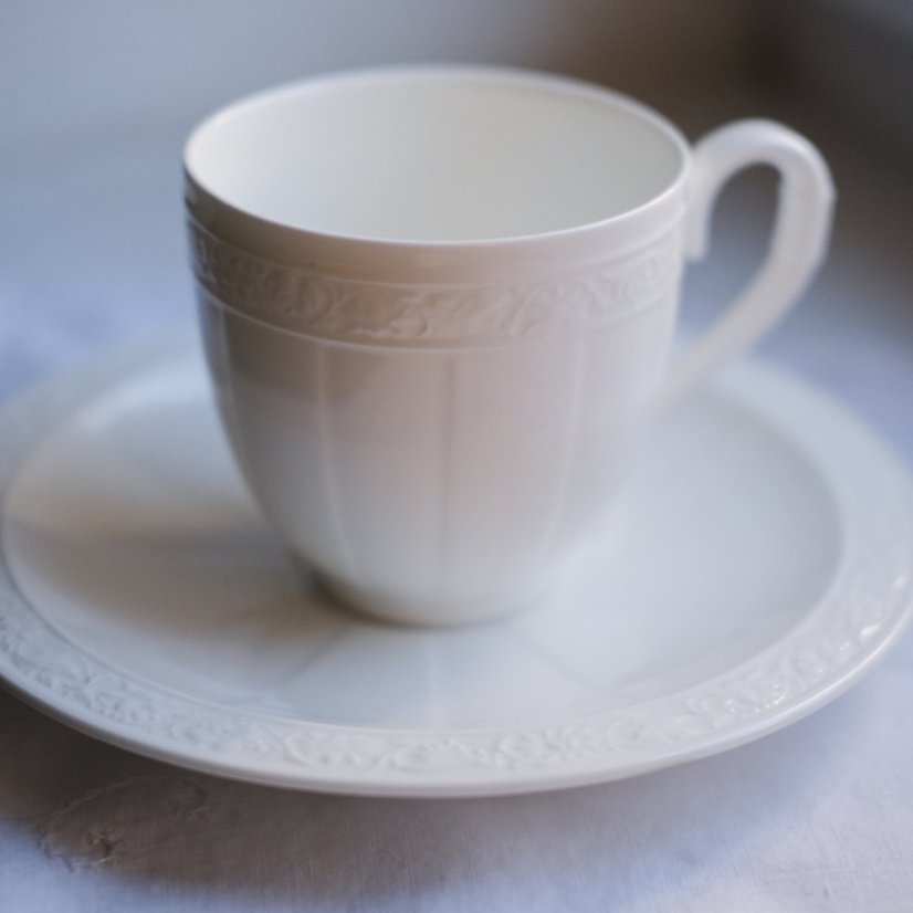 Porcelánový šálek s podšálkem Villeroy & Boch Cameo Weiss  200ml