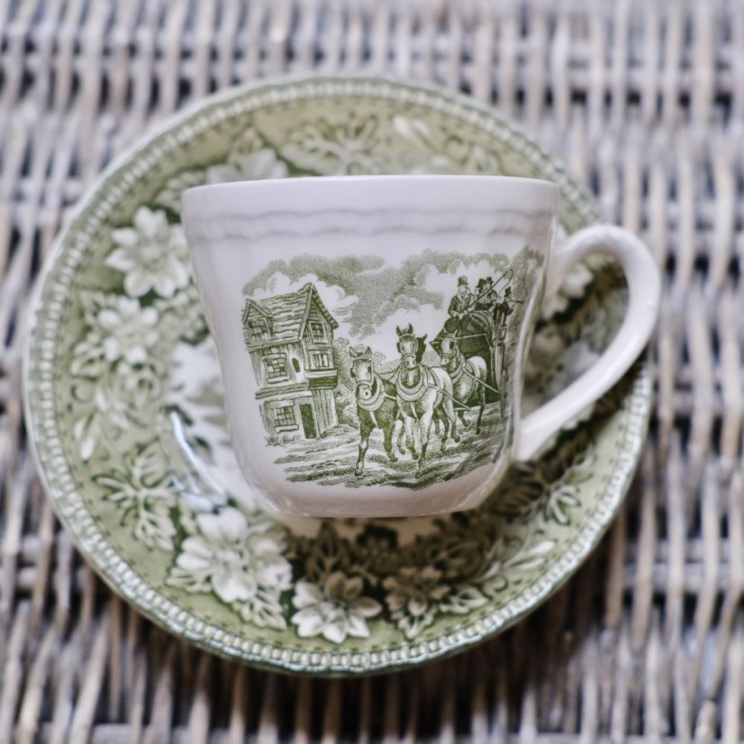 Šálek s podšálkem Royal Tudor Ware Staffordshire England 200 ml