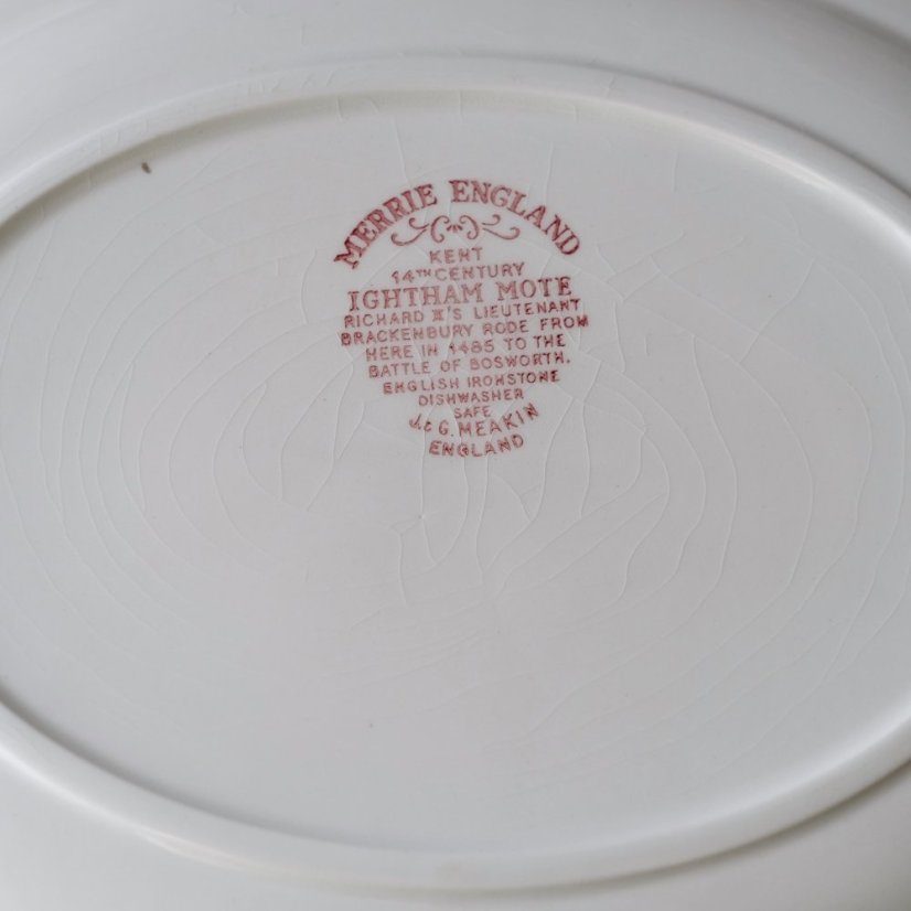 Porcelánový oválný tácek - Merrie England