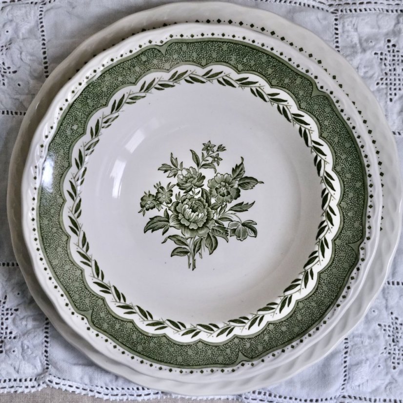 Hluboký obědový talíř Grindley 23 cm