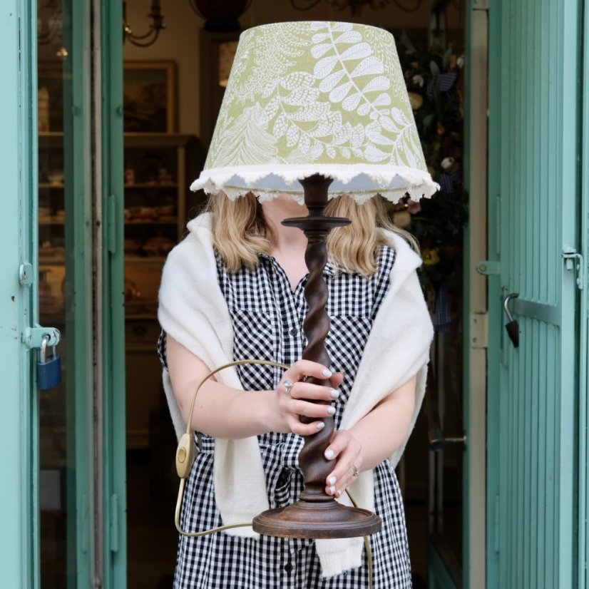 Stolní lampa dřevěná zelená 67 cm
