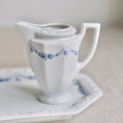 Porcelánová mlékovka Classic Rose Rosenthal 200 ml