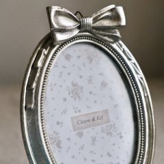 Oválný rámeček s mašličkou