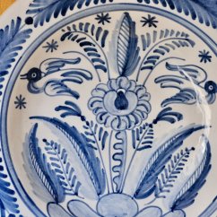 Velký vintage keramický závěsný talíř bílomodrý -  Spain 33 cm