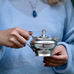 Postříbřená vintage konvička 260 ml Deakin - England