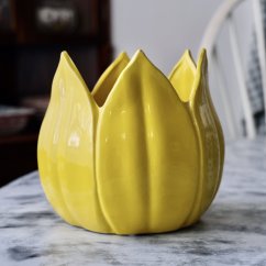 Keramický květináč tulipán