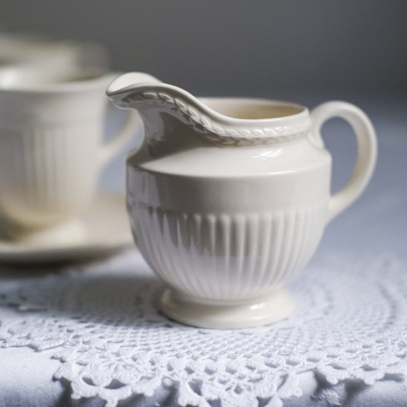 Mlékovka Wedgwood Edme 200ml