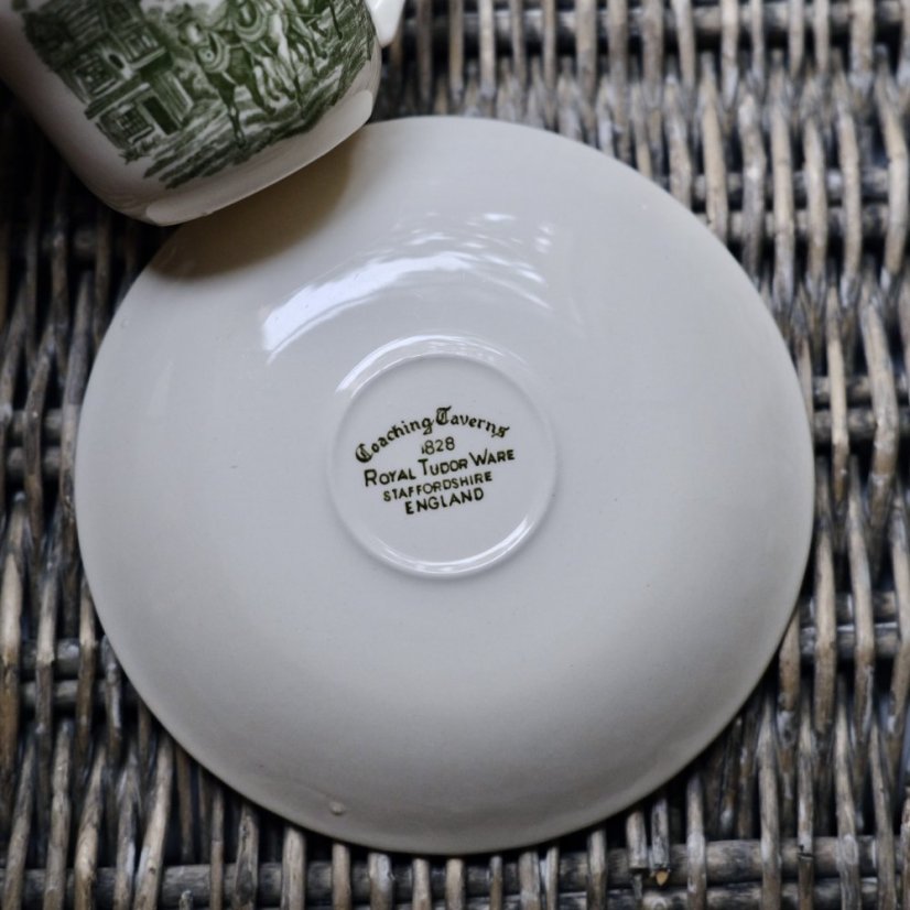 Šálek s podšálkem Royal Tudor Ware Staffordshire England 200 ml