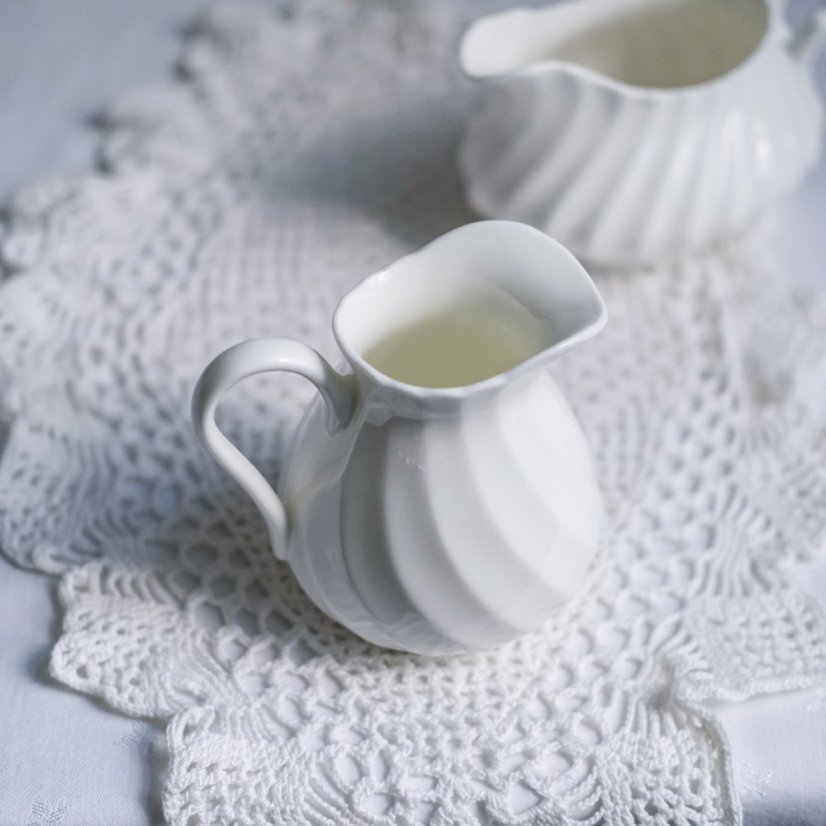 Porcelánová mlékovka Wedgwood - England