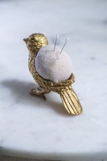 Jehelníček ve tvaru ptáčka 7x9 cm