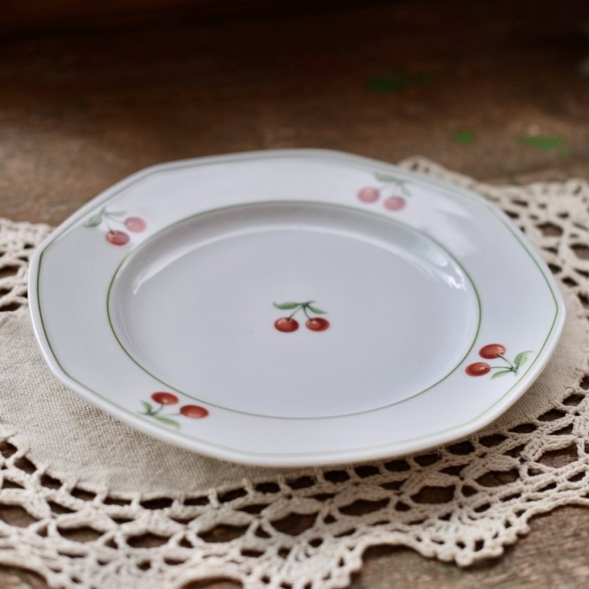 Porcelánový tálíř 20 cm Villeroy & Boch Heinrich Cherry