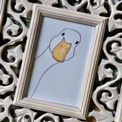 Malovaný obrázek v dřevěném rámečku 27,5x23,5 cm