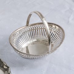 Postříbřený vintage košík na bonboný