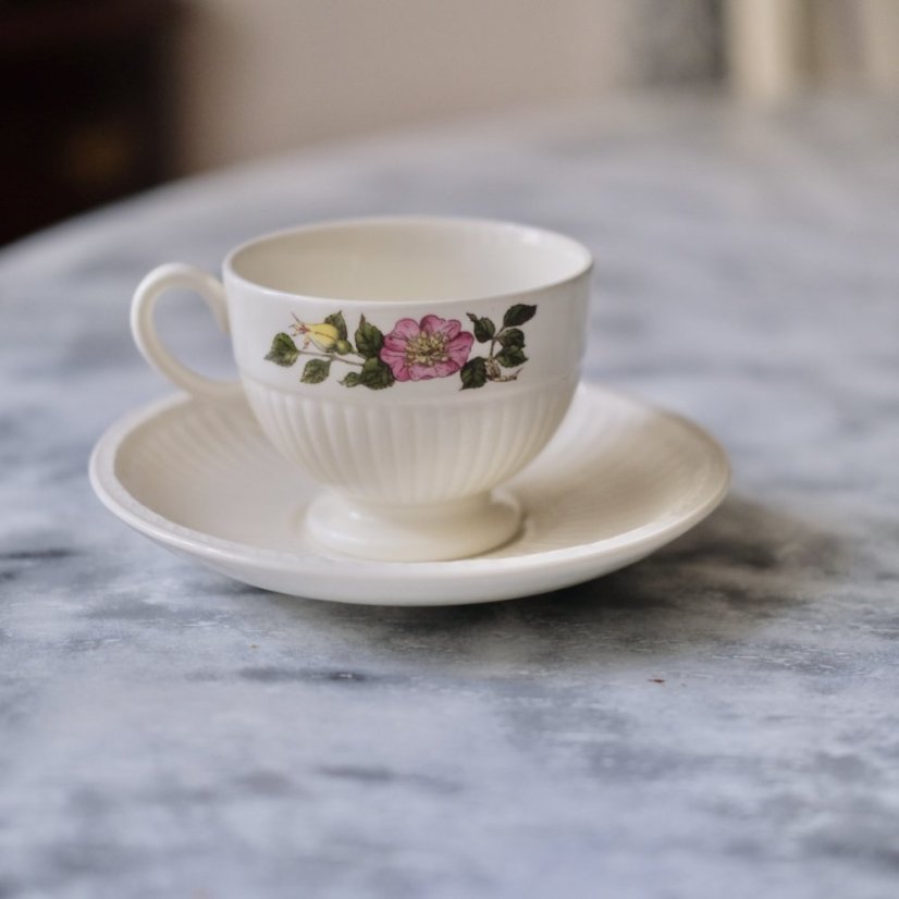 Porcelánový šálek s podšálkem 200 ml Wedgwood Briar Rose