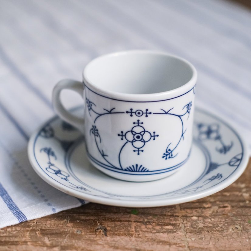 Porcelánový šálek s podšálkem  150 ml - Jäger Eisenberg
