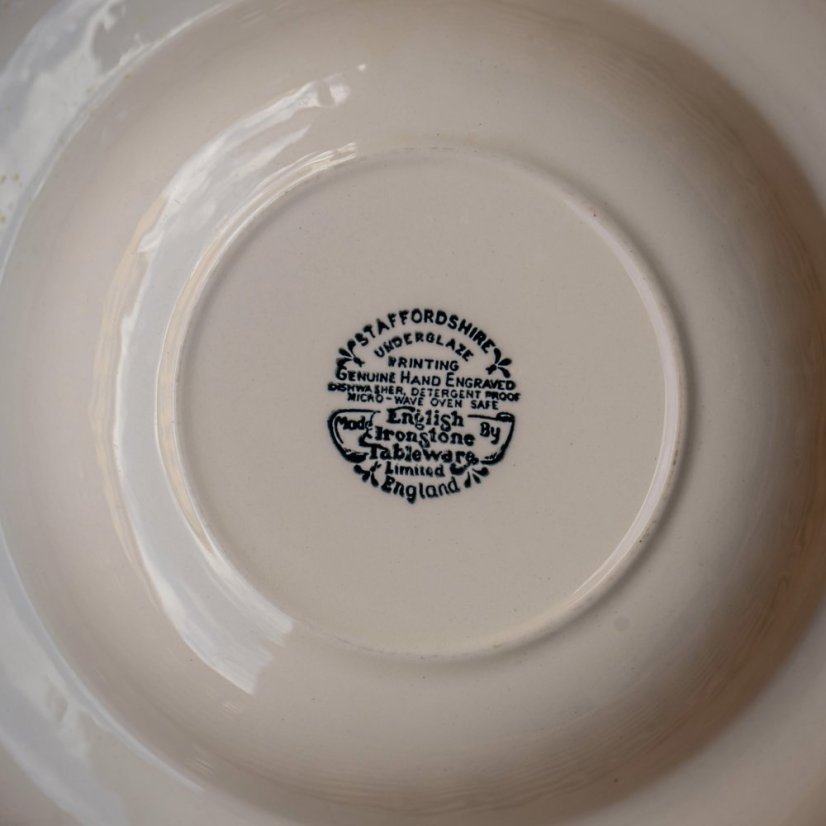 Hluboký tálíř 22 cm Staffordshire England