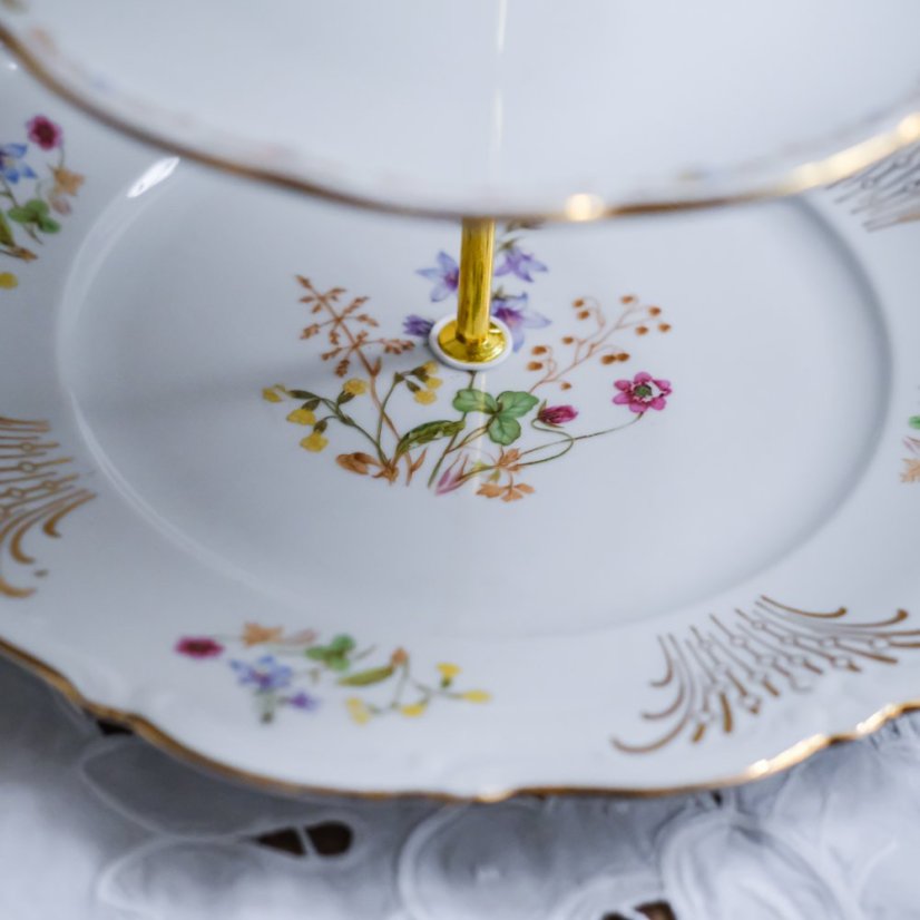 Porcelánový třípatrový etažér 25/19/16 cm