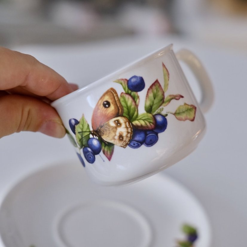 Šálek s podšálkem J&G Meakin Wedgwood borůvky 150 ml
