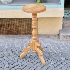 Dřevěná stolička 72 cm